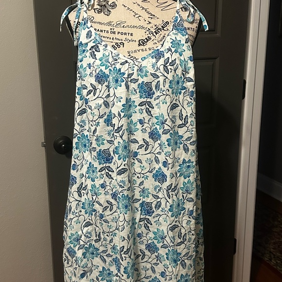 Old Navy Blue Sleeveless Scoop Neck Sundress - Picture 1 of 6